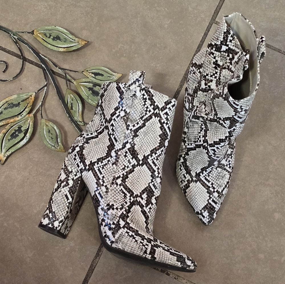 JUSTFAB Snake print ankle boots